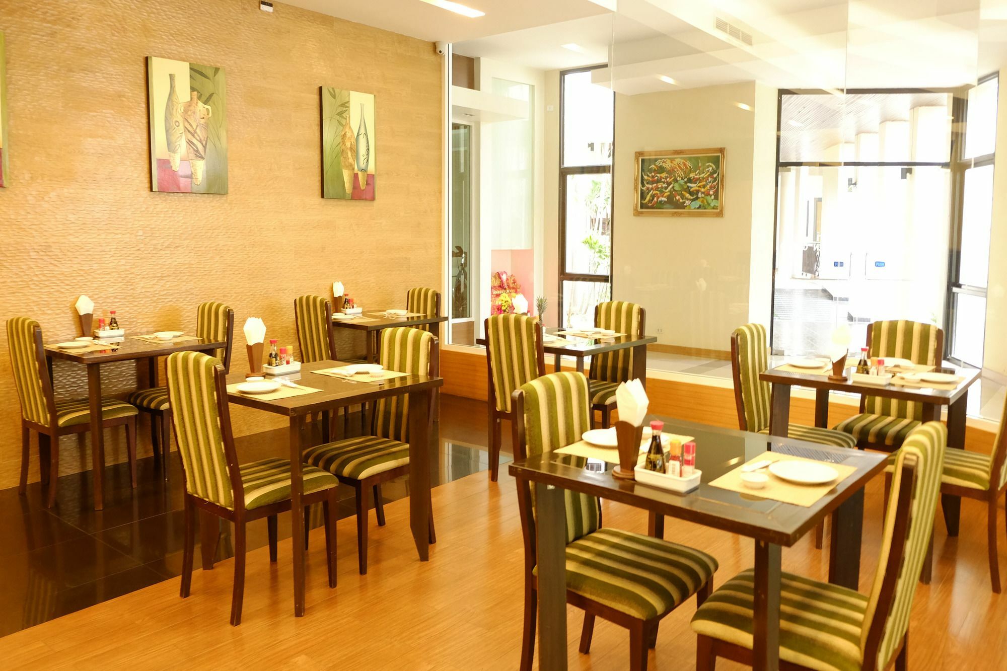 Grand Garden &
