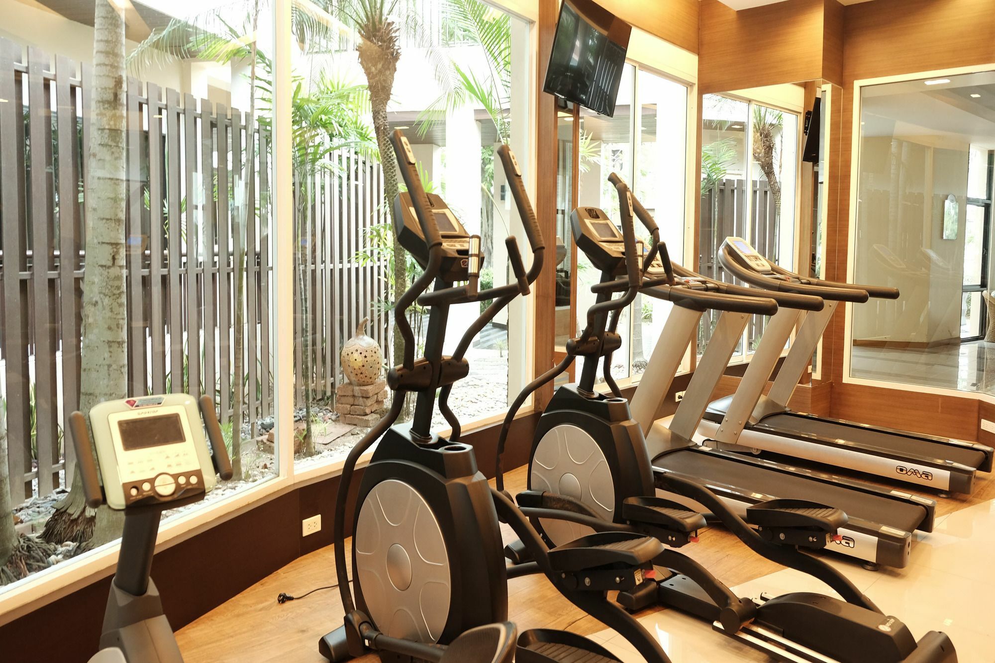 Hotel Grand Garden &