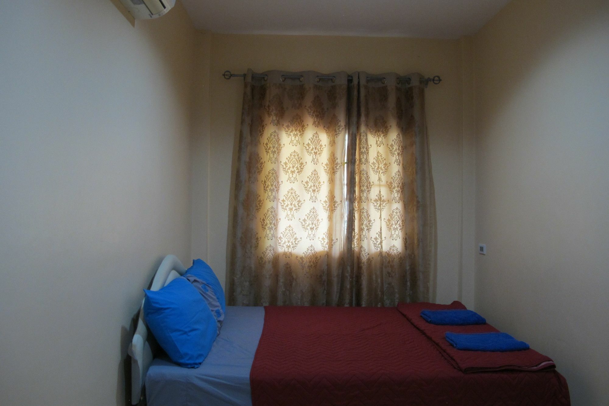 Resort Thippawan Ko Si Chang