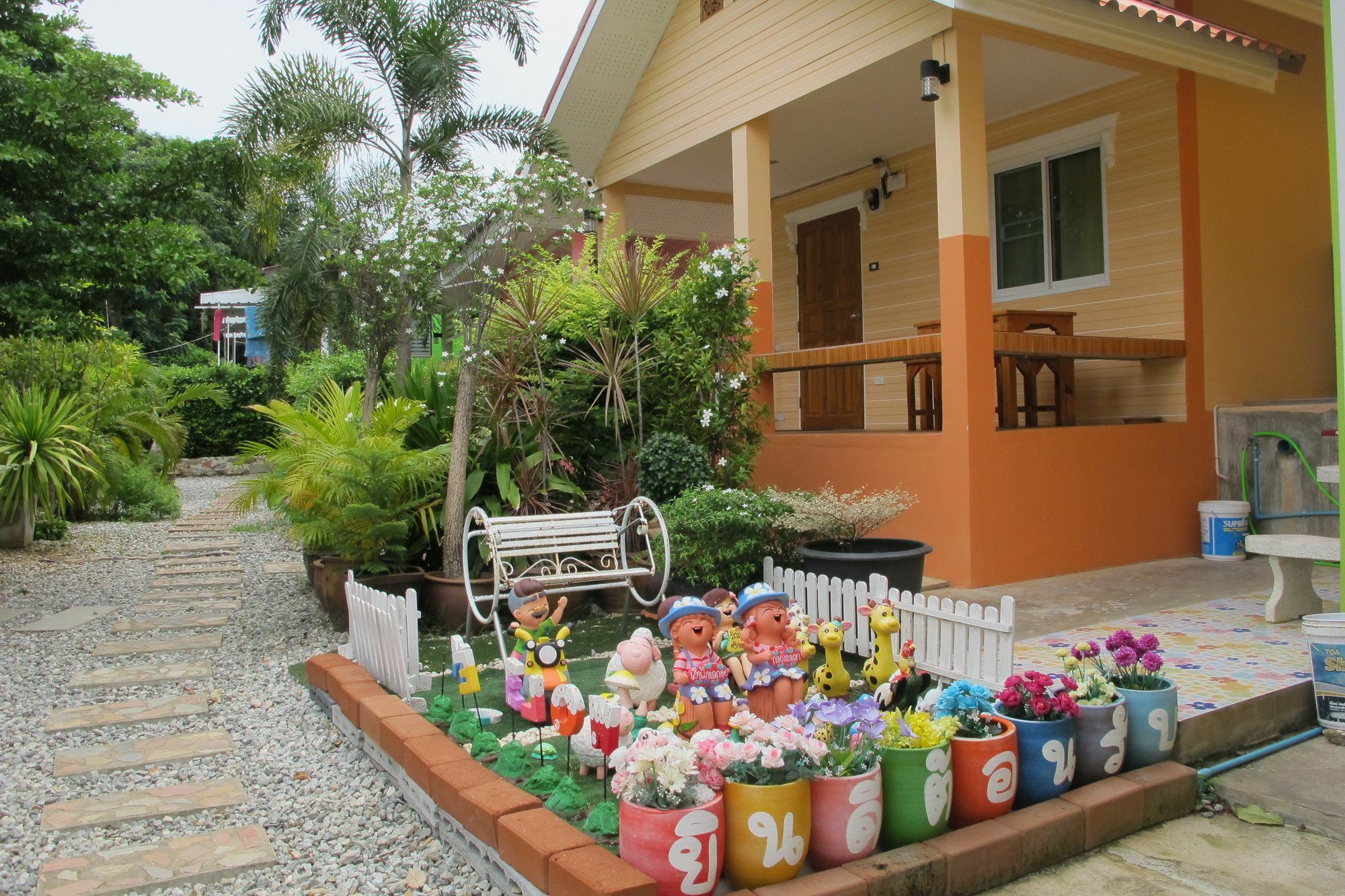 Resort Thippawan Ko Si Chang