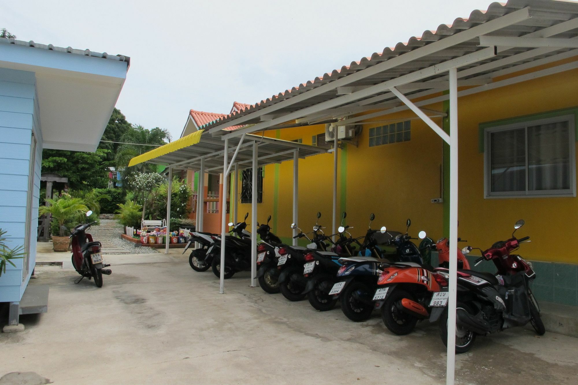 Resort Thippawan Ko Si Chang
