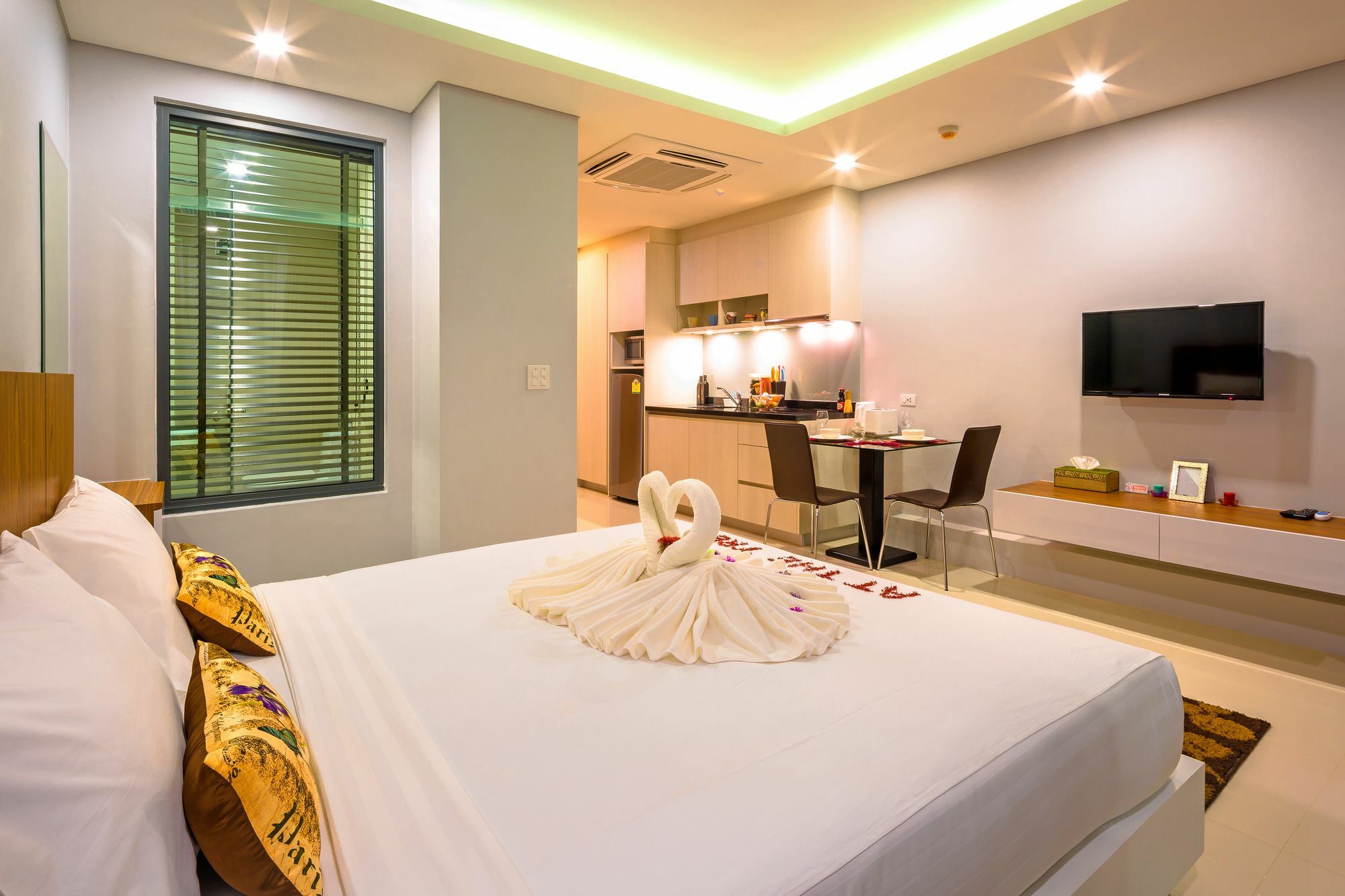 Aparthotel At The Tree Phuket Rawai