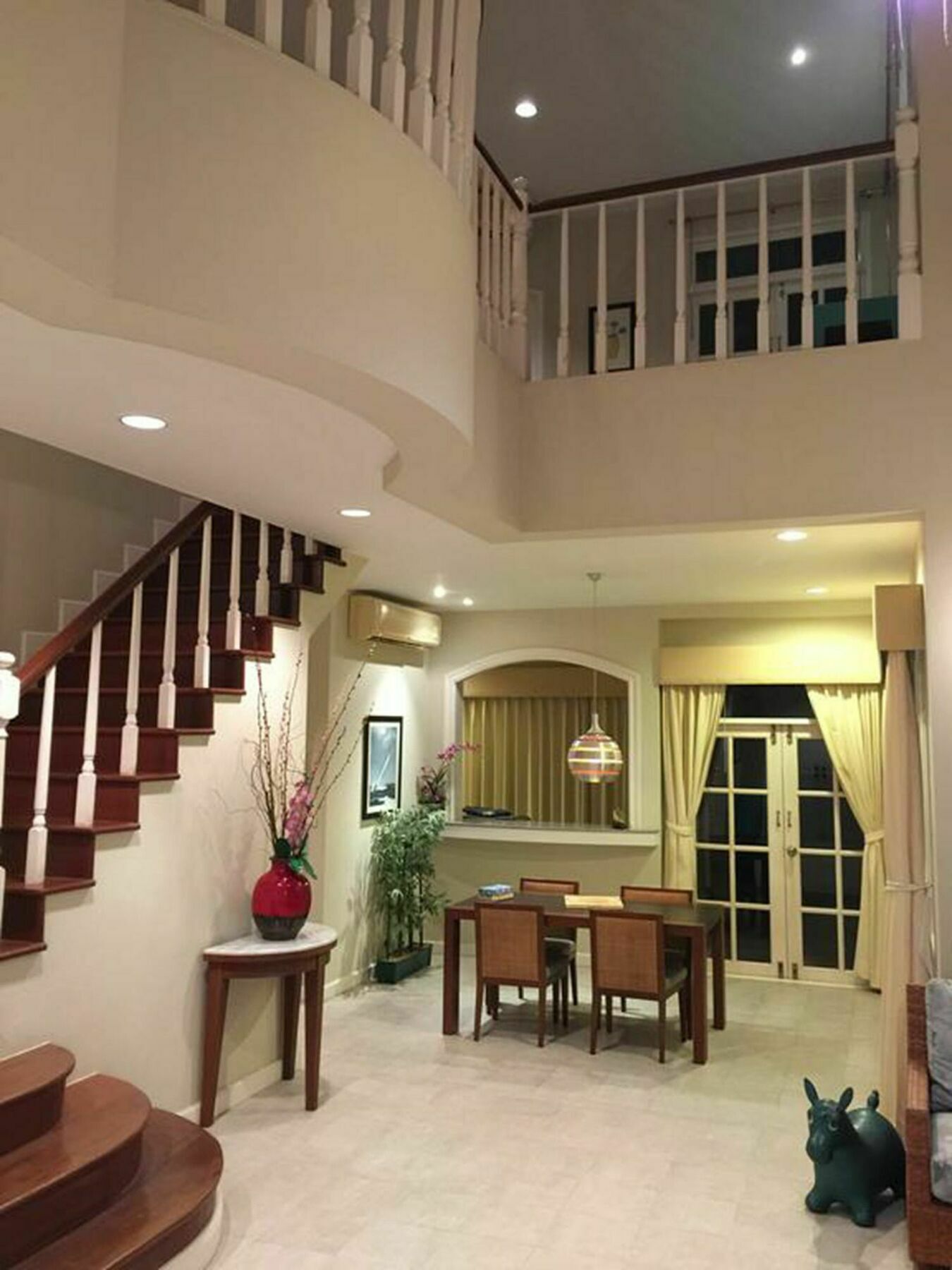 Baan Dhewaran Beachfront *