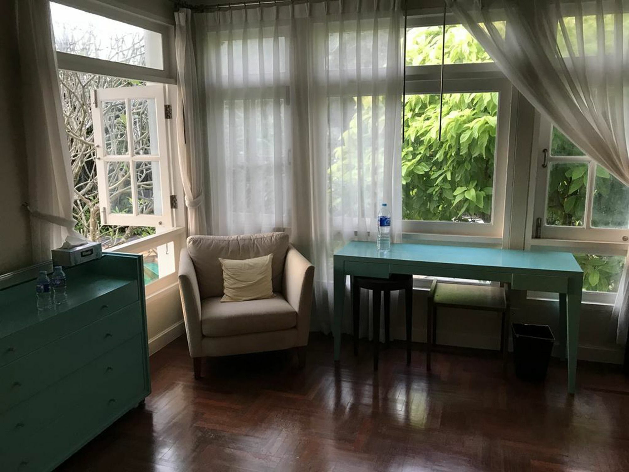 Baan Dhewaran Beachfront Villa Na Chom Thian