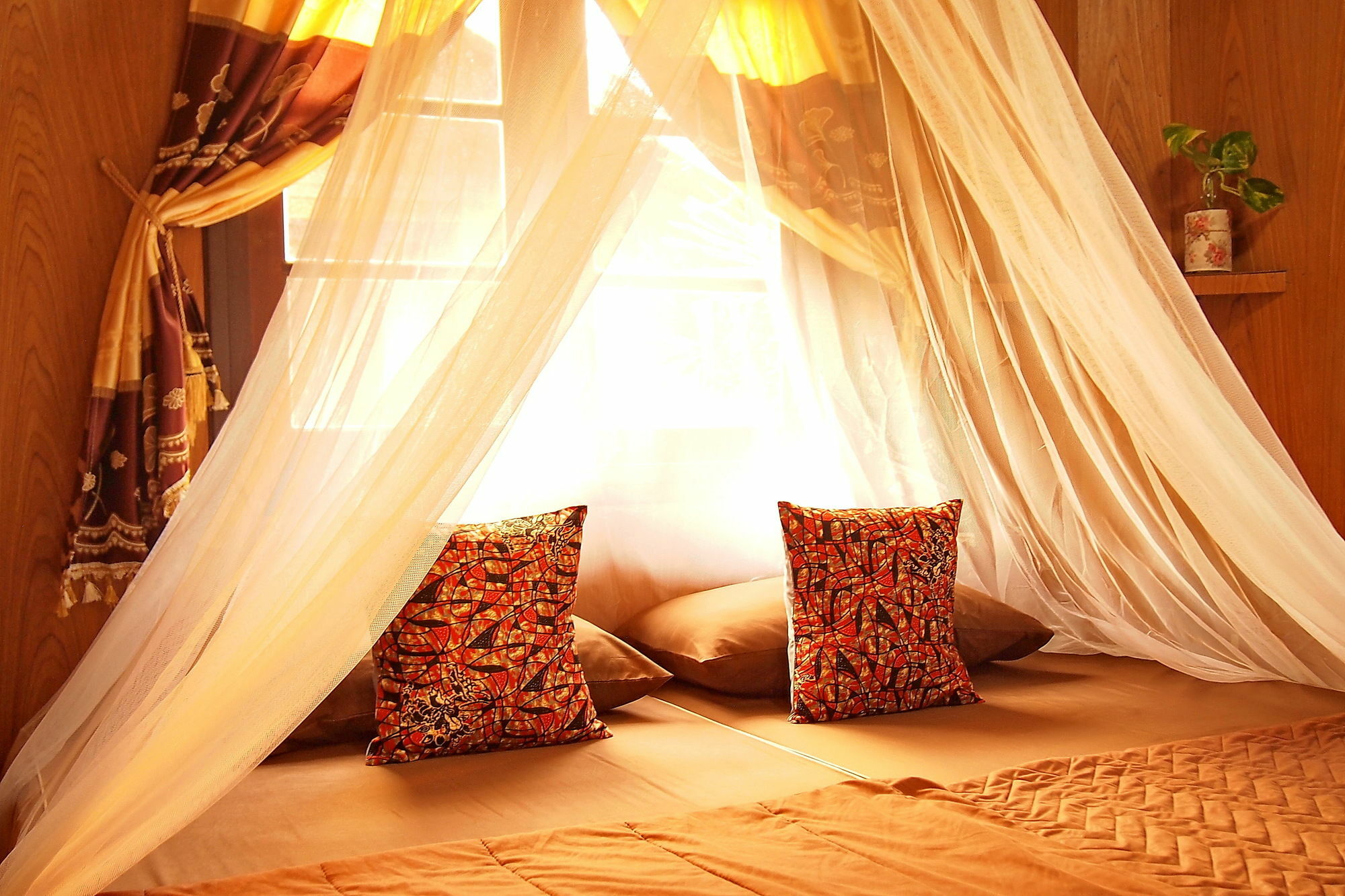 Hotel Baan Bua