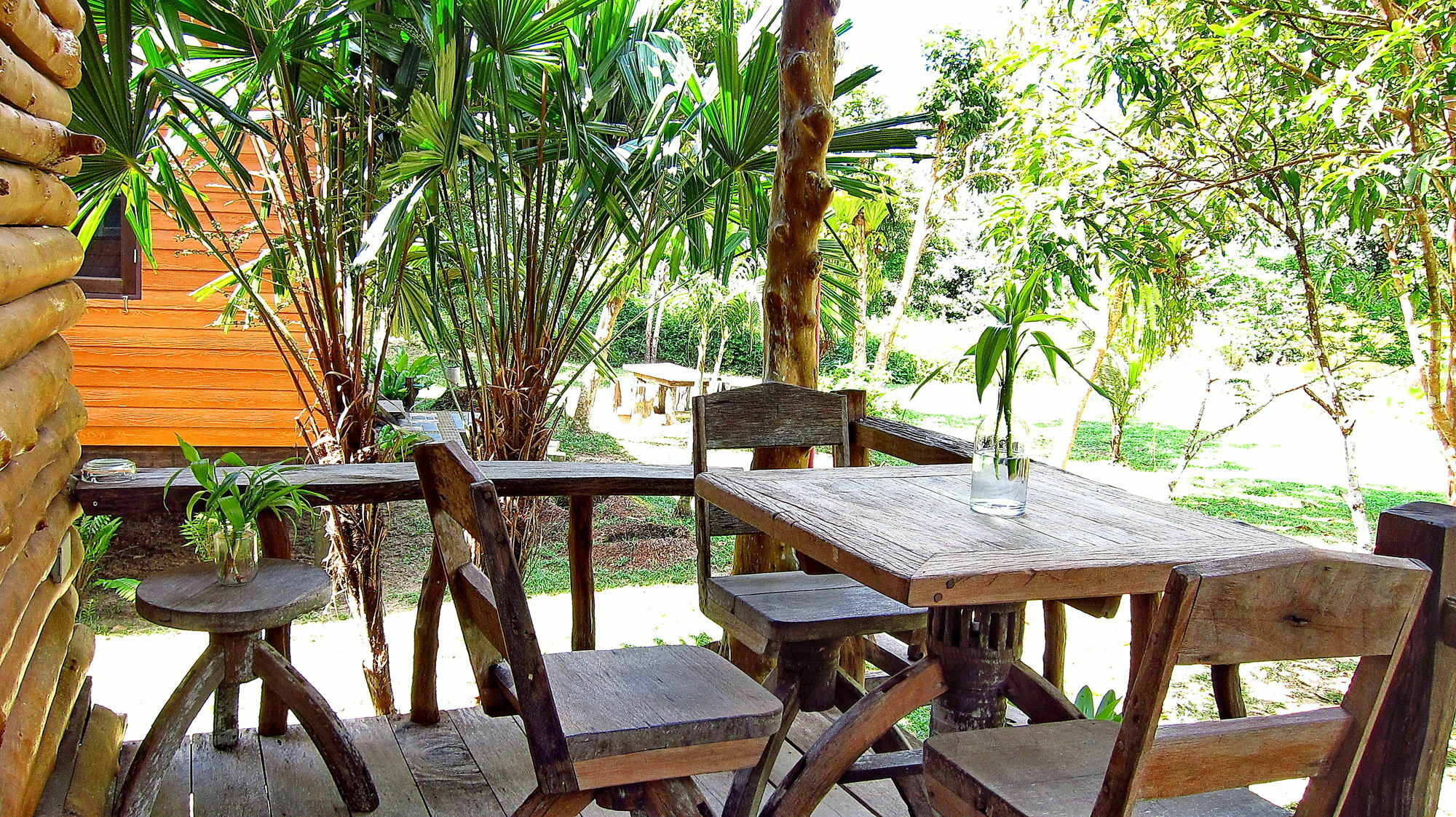 Baan Bua Hotel Ko Kut