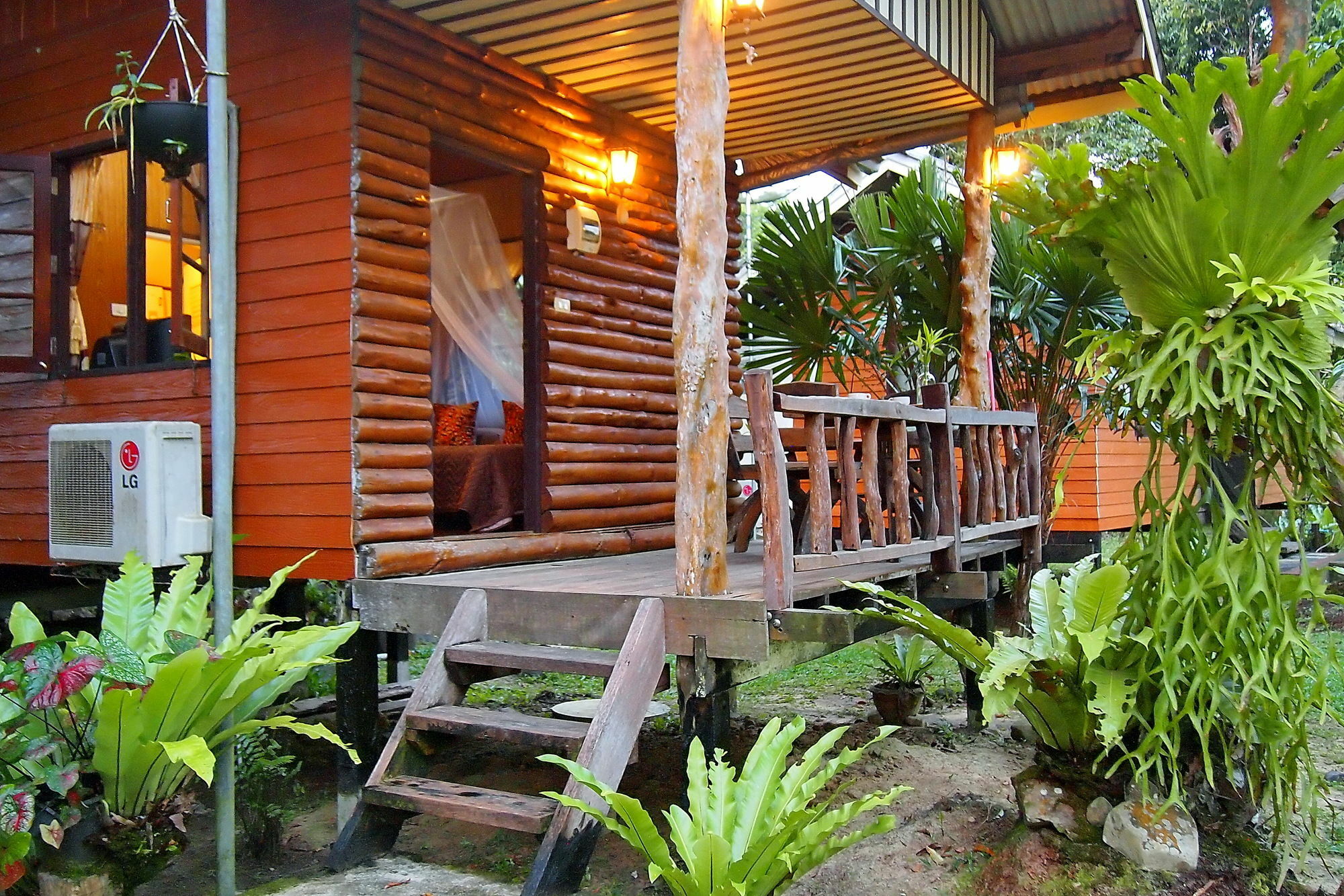 Baan Bua Hotel