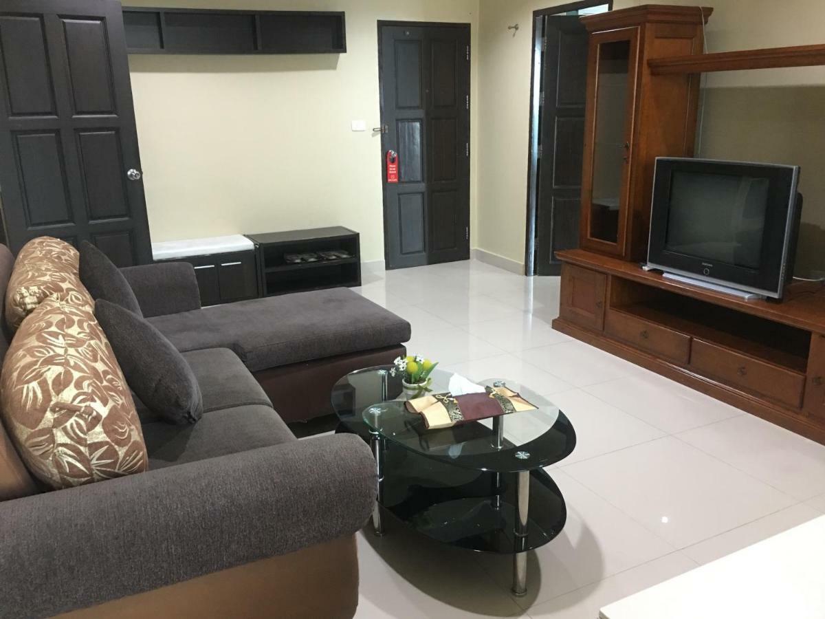 Ananya Hotel