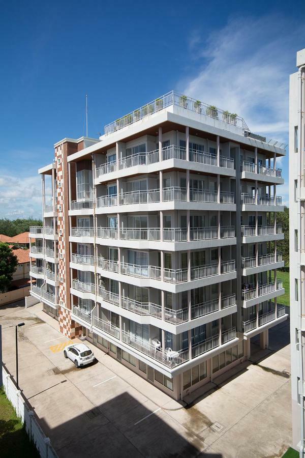 Apartment Mosaic Condominiuma62m By Malai *