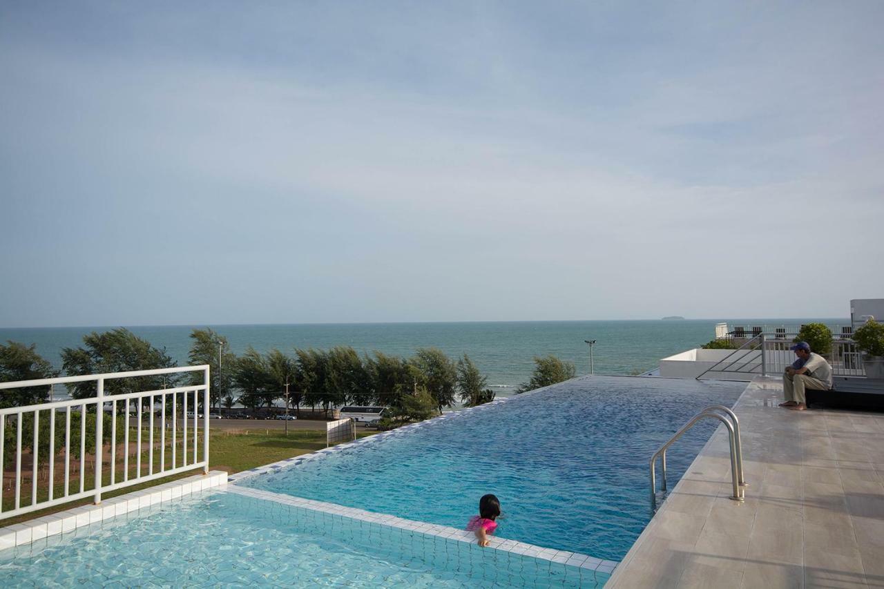 Apartment Mosaic Condominiuma62m By Malai *