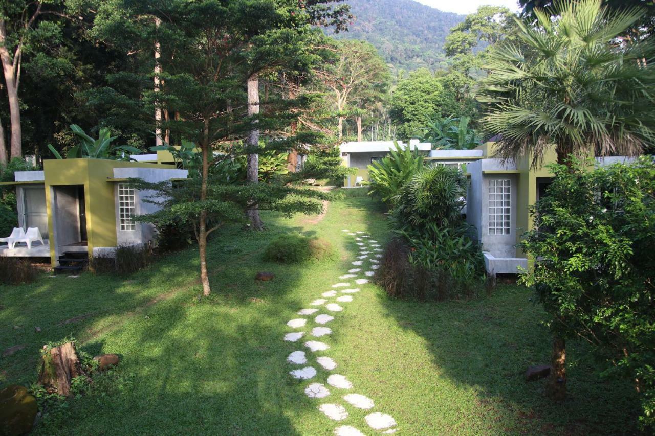 Lazy Republique Resort