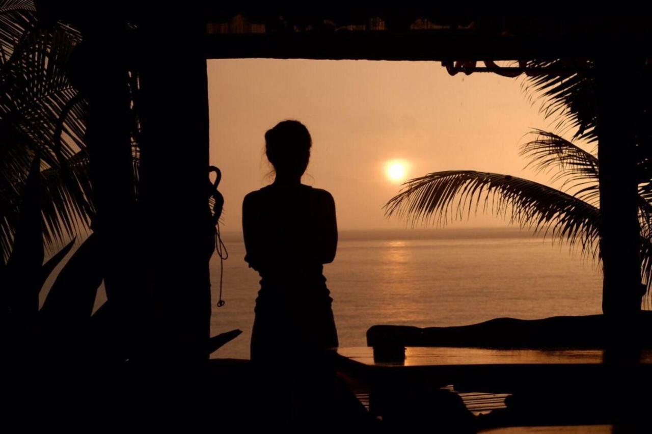 Resort Sunset *