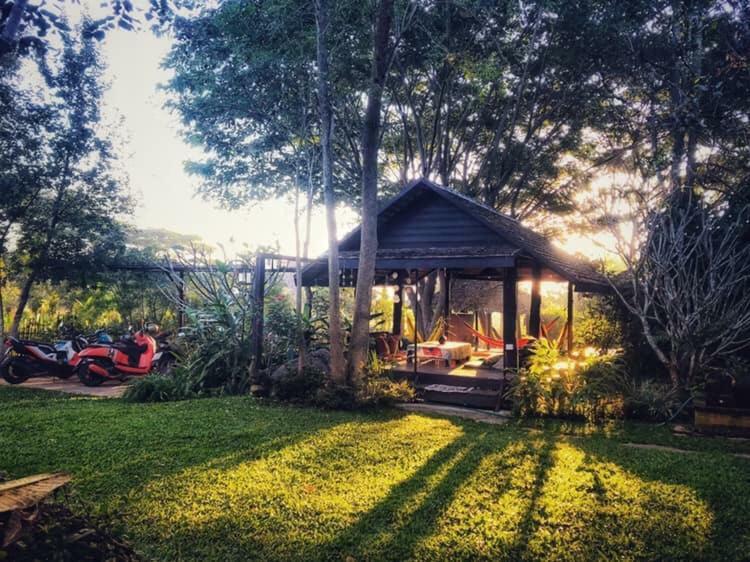 Bannamhoo Campo de férias Pai