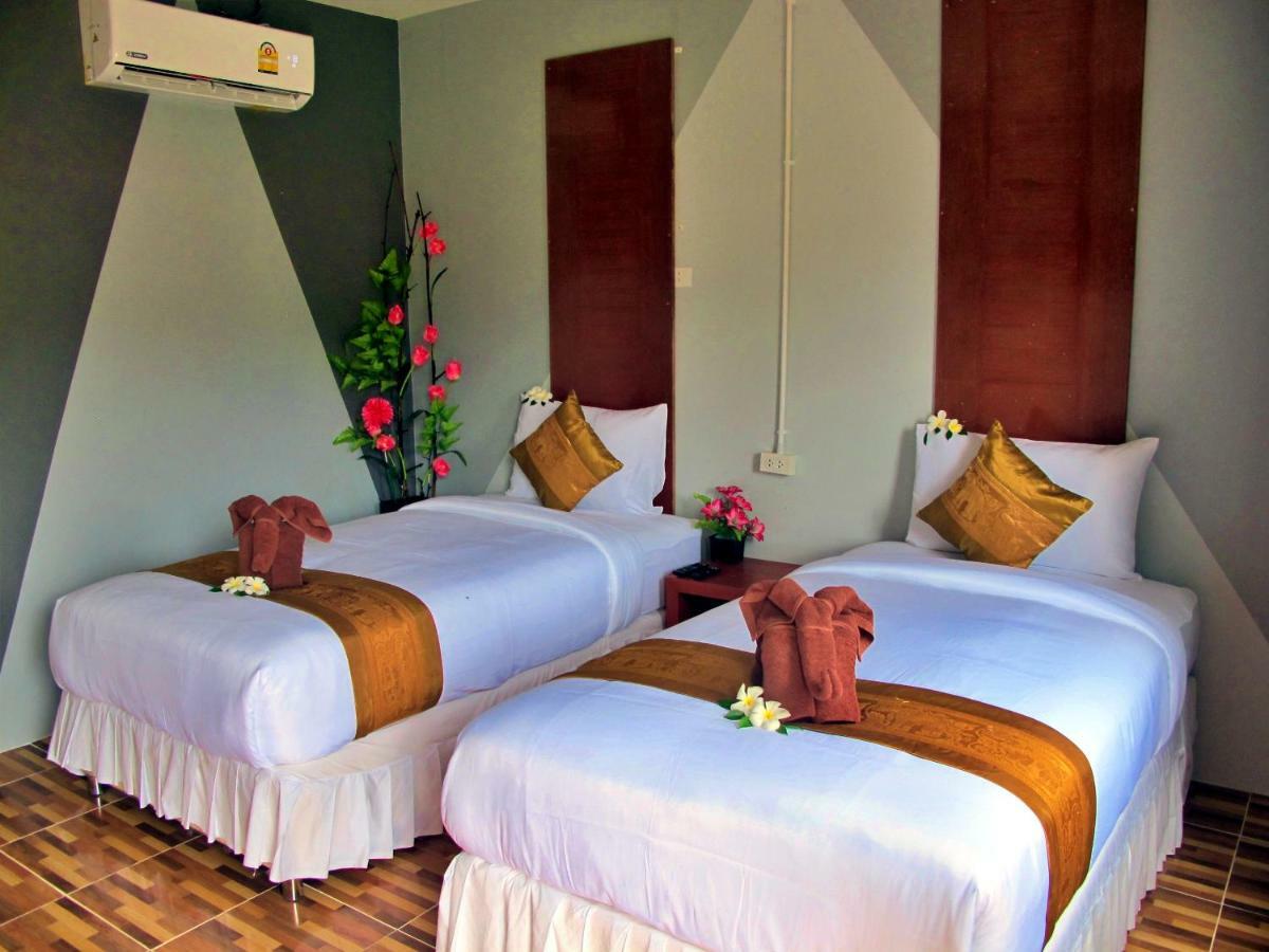 Chawlay Guest house 2*