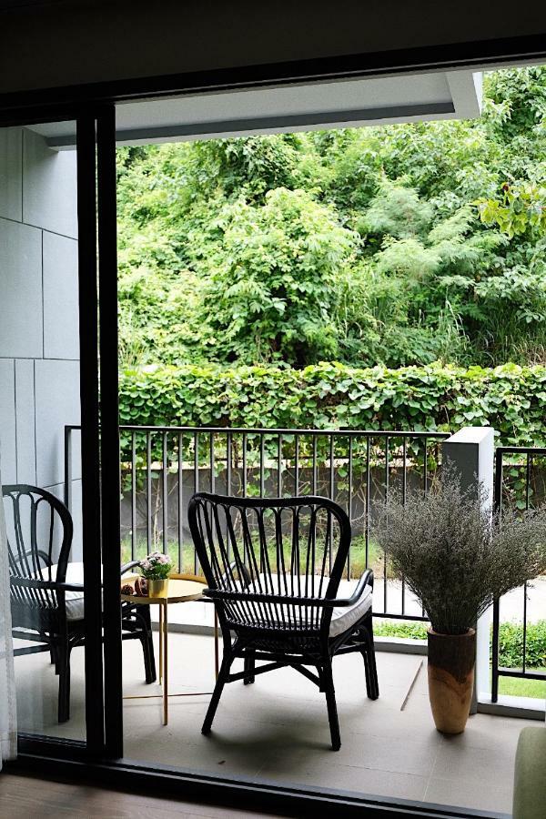 23 Degree Khaoyai 2 Bedroom Tropical Style Apartment
