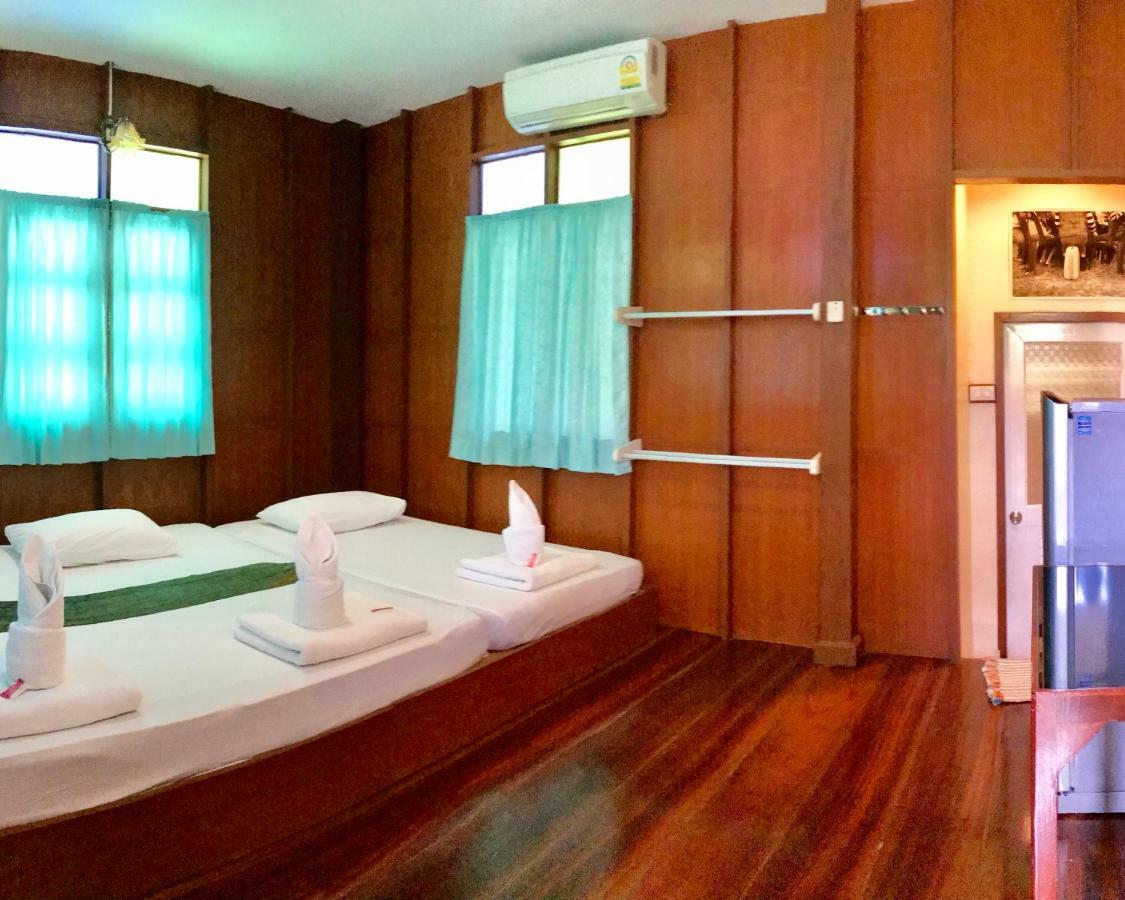 บ้านกรนรา Baan Kornnara Amphawa