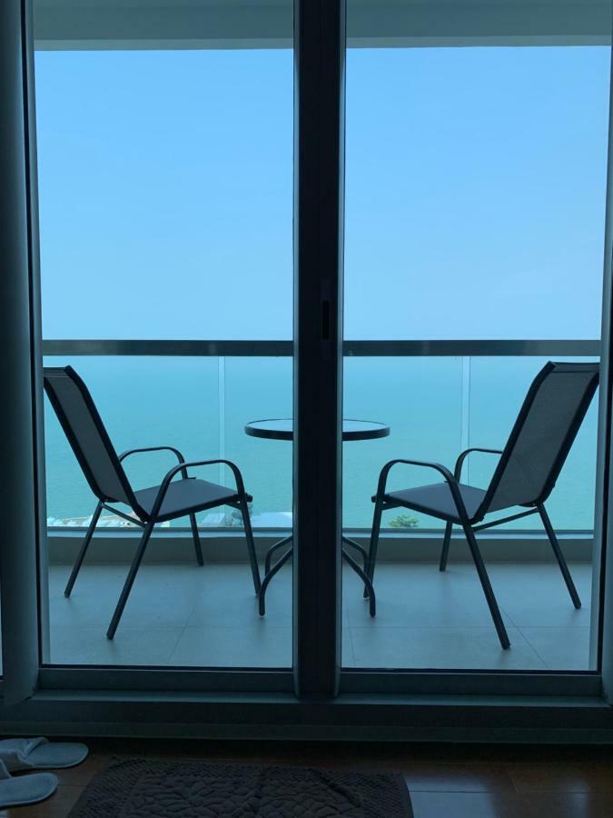 Apartamento Luxurious Beachfront