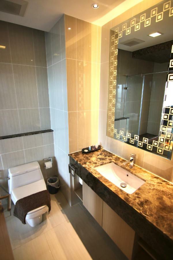Apartamento Luxurious Beachfront Pattaya