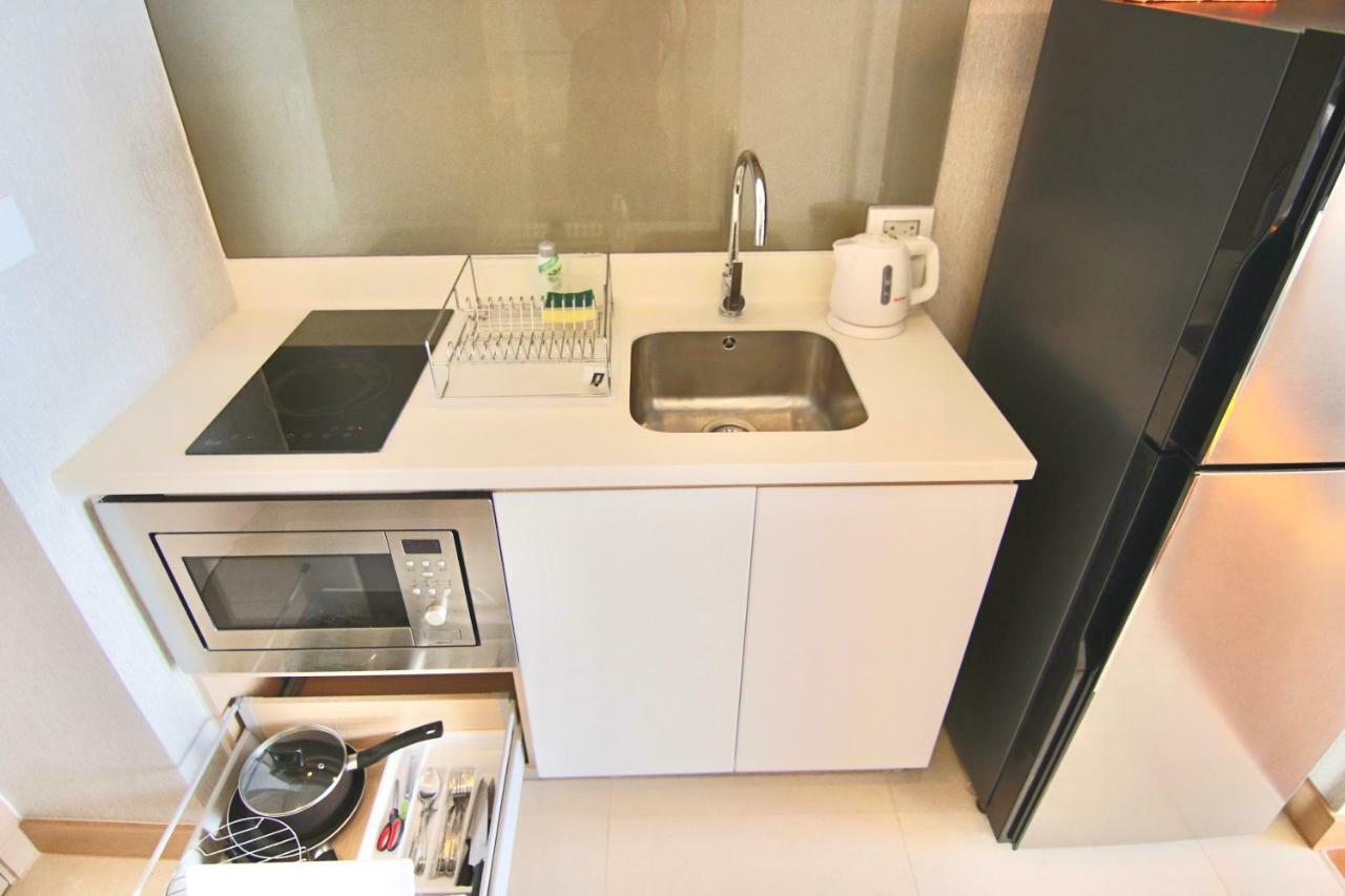 Luxurious Beachfront Apartamento Pattaya