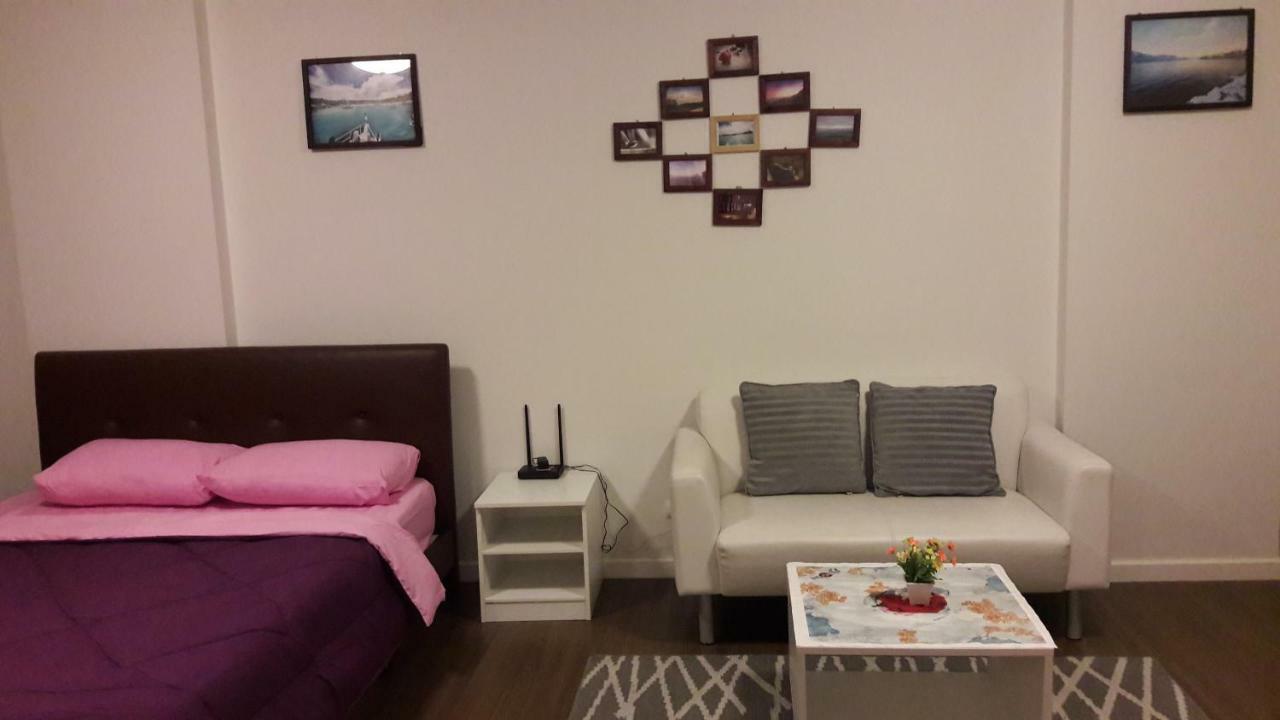 Apartment Baan Thew Lom By Natcharee *
