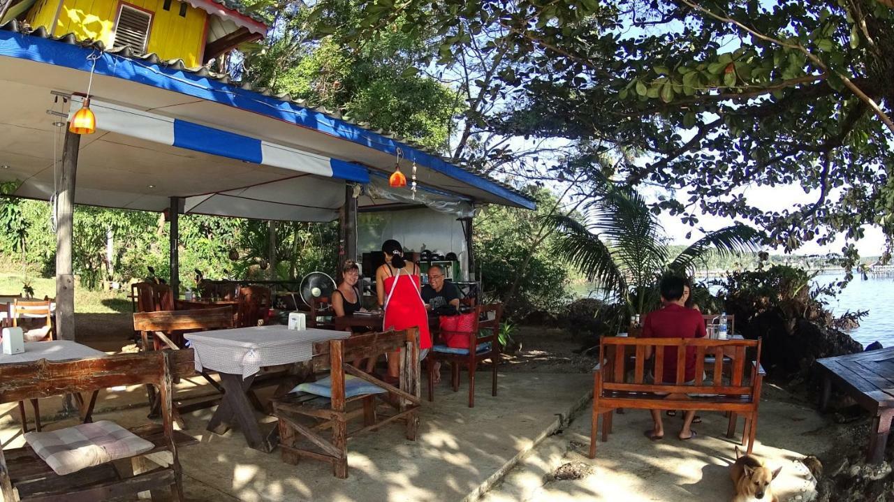 Guest house Ao Pong *