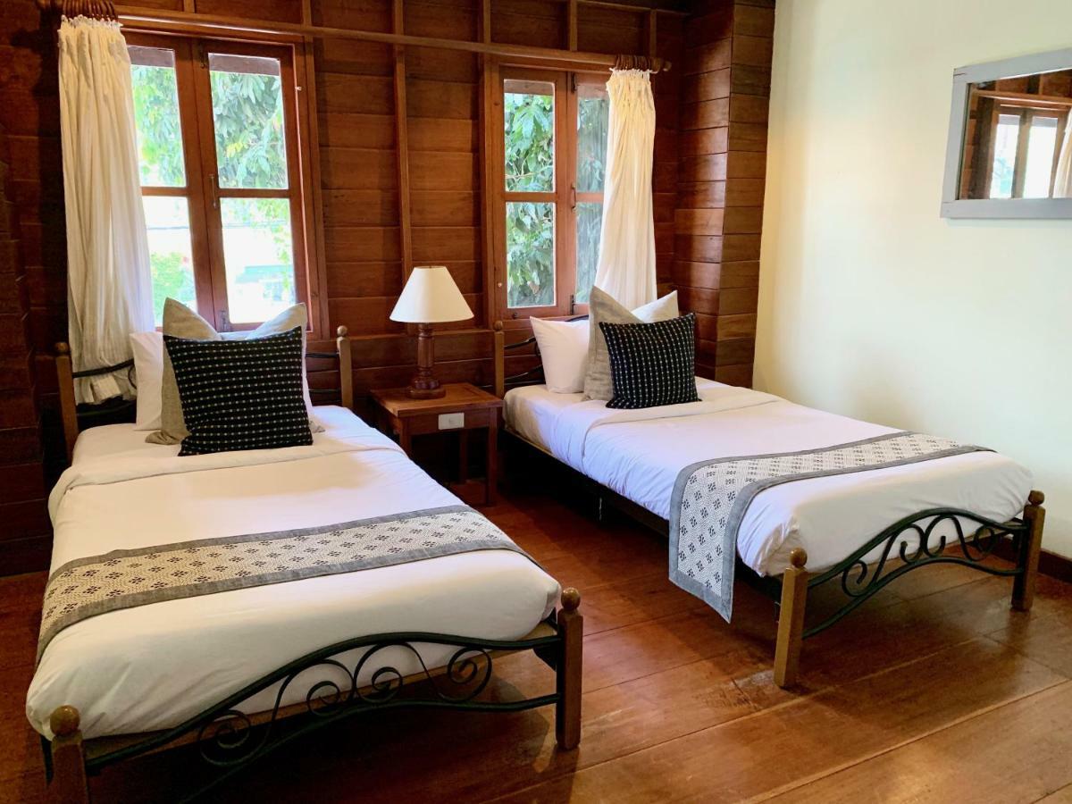 Riverhouse-the Teak House Mae Sariang