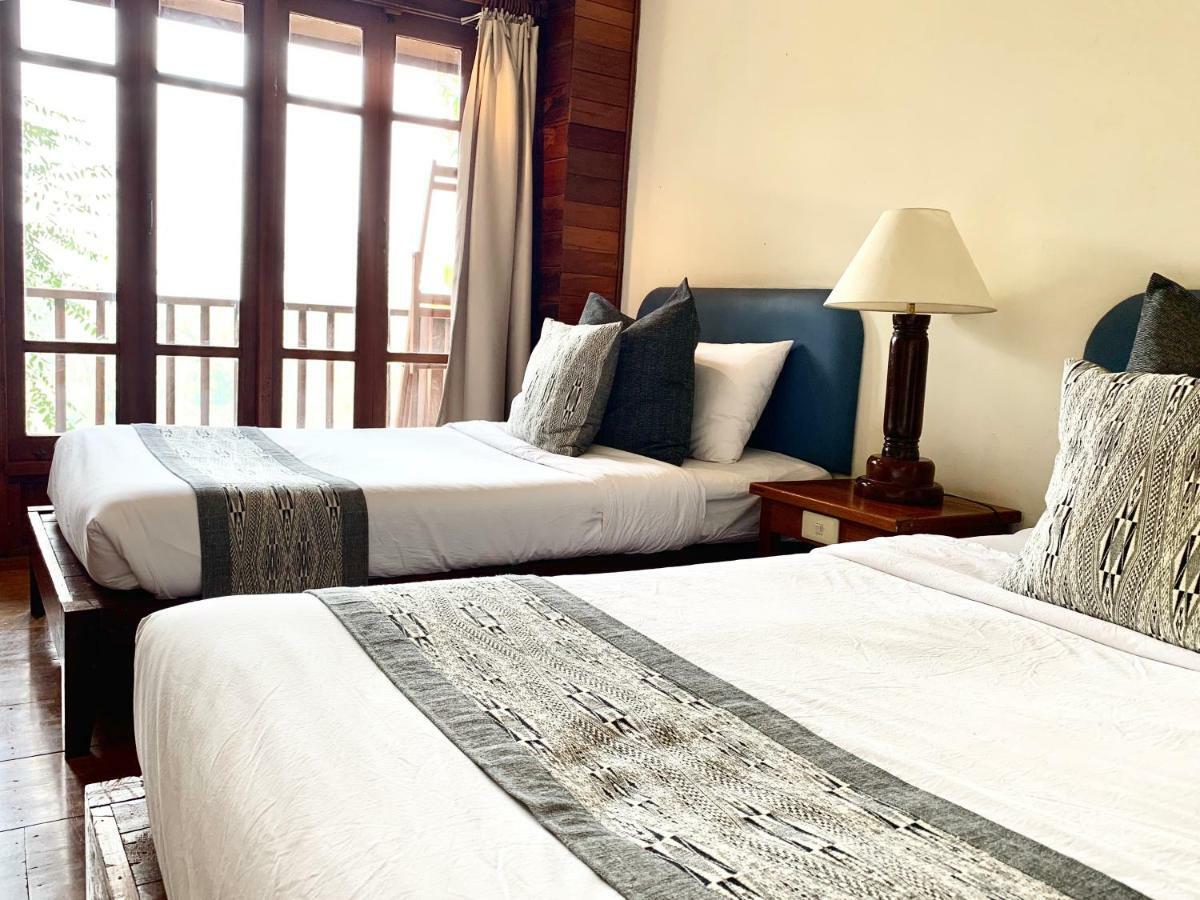 Resort Riverhouse-the Teak House Mae Sariang
