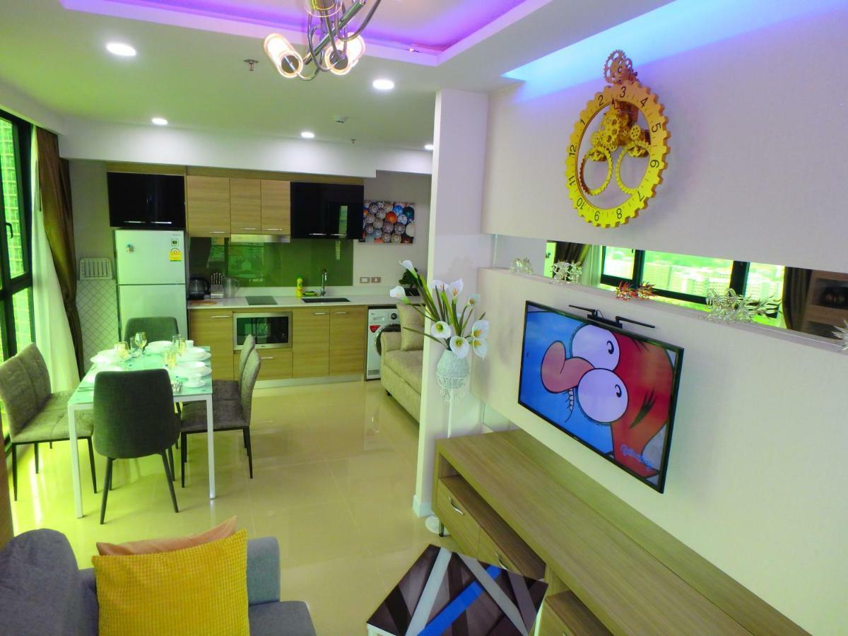 Luxury Class Vip, 5 Minutes Walk To The Sea, Jomtien, Up To 6 People Apartment