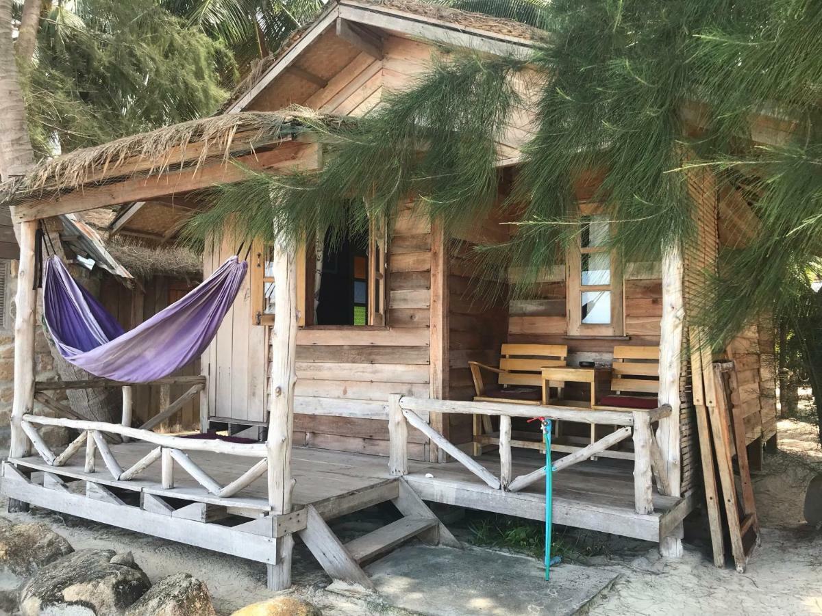 Castaway Resort