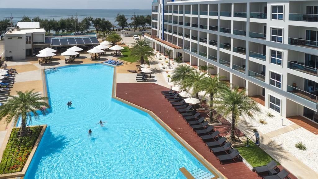 Grandblue Condominium#702 Seaview Topfloor Maephim Rayong Apartamento *