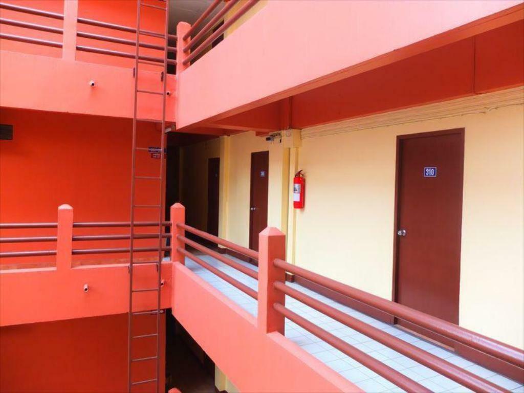 Utid Court Hotel