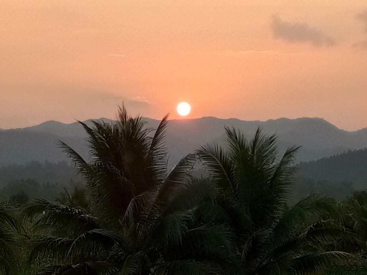 Ban Suan Sukjai Mae Sariang