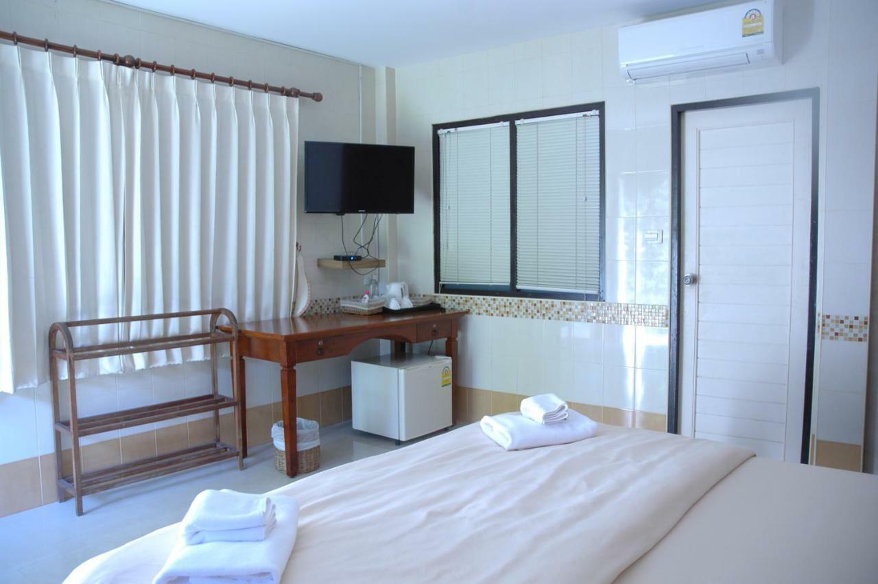 Resort Thararin 2*