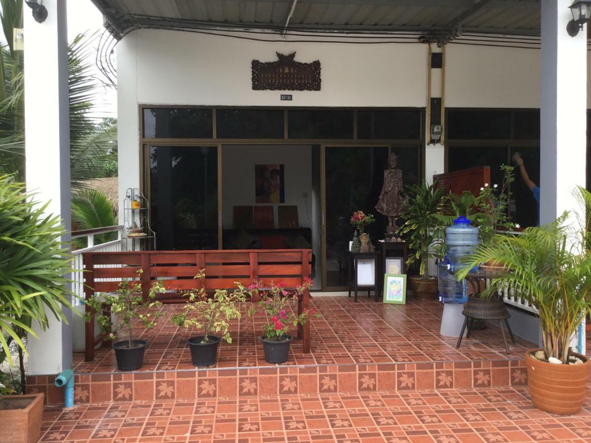 Maria's 2 Bedroom For Up To 6 People Holiday home