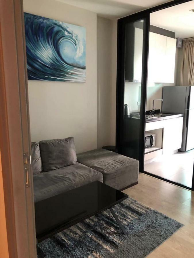 Apartamento The Base Seaview Pattaya