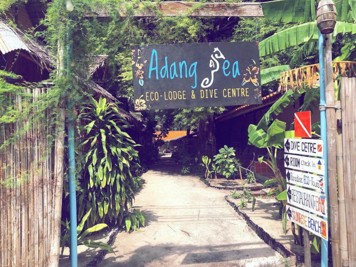 Adang Sea Divers & Eco Lodge *