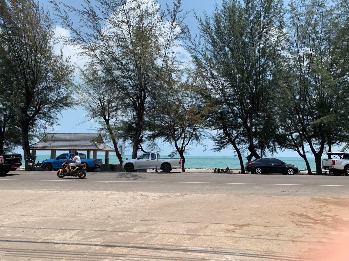Grandblue Condominium#702 Seaview Topfloor Maephim Rayong Apartamento