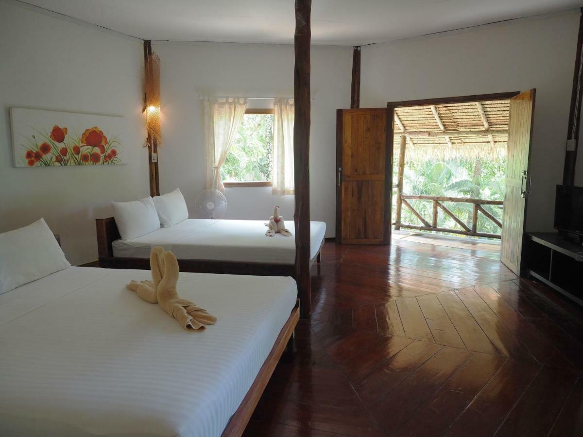Resort Little Eden