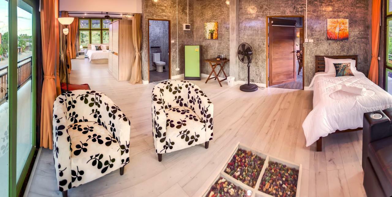 Casa de hóspedes Tonmai Suites 2*