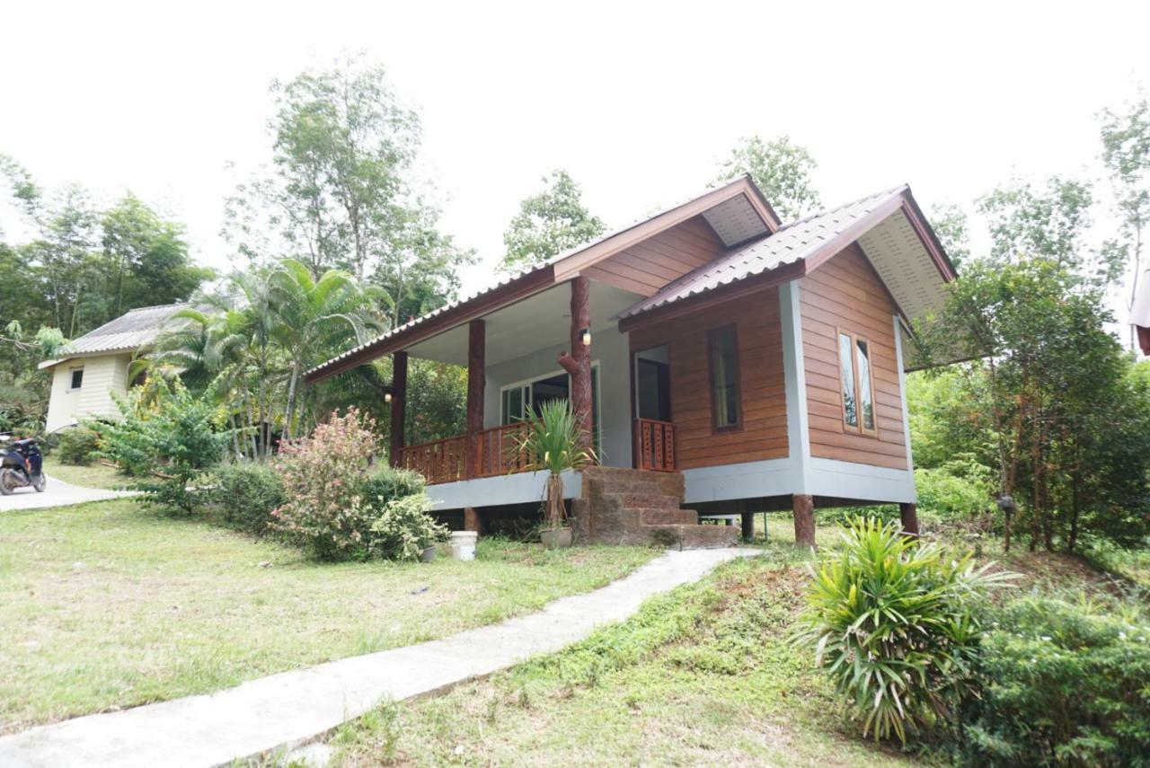 Mookanda Ko Yao Noi