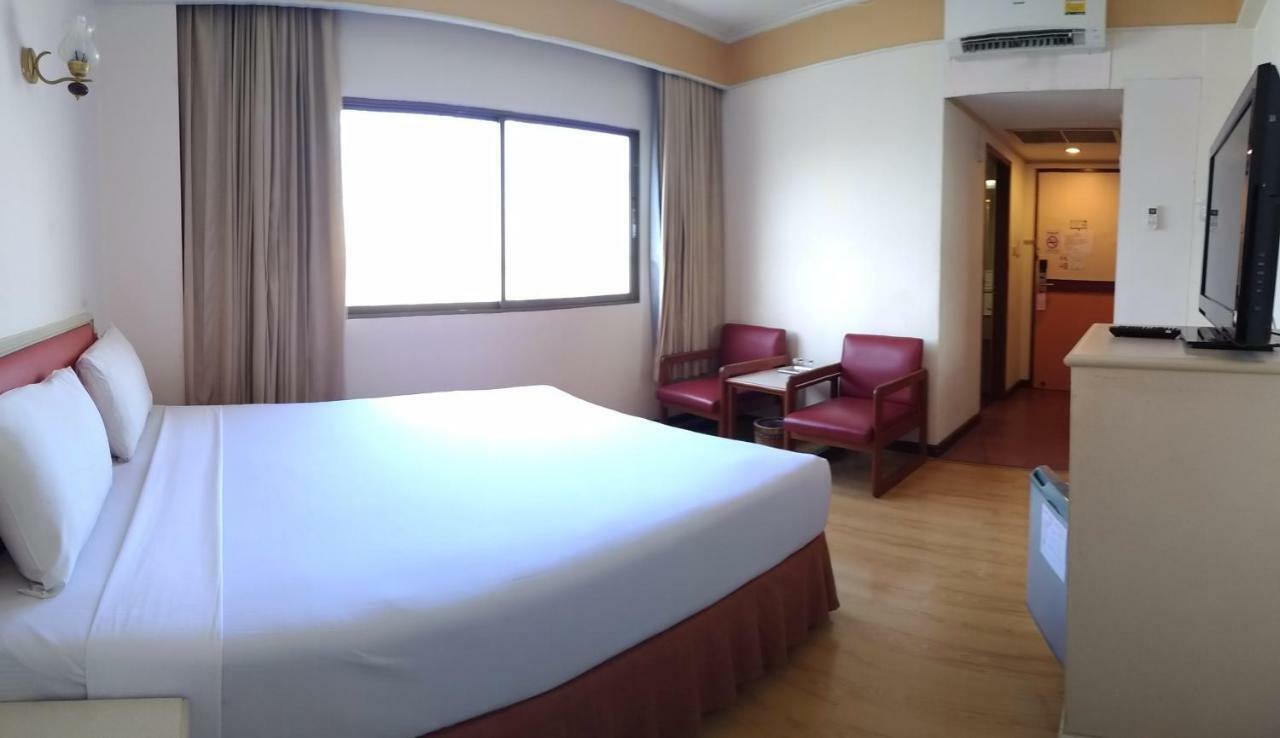Sakura Hotel