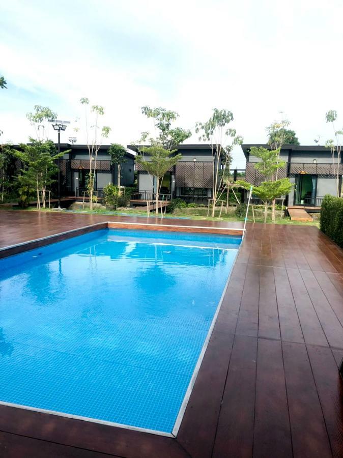 Resort T'luck House *
