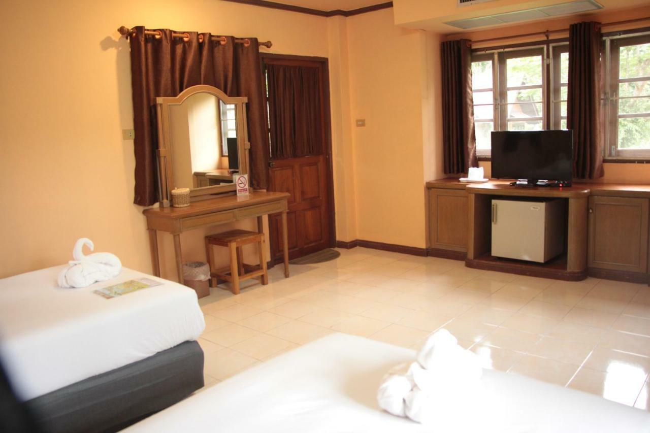Resort River Kwai Park & 3*