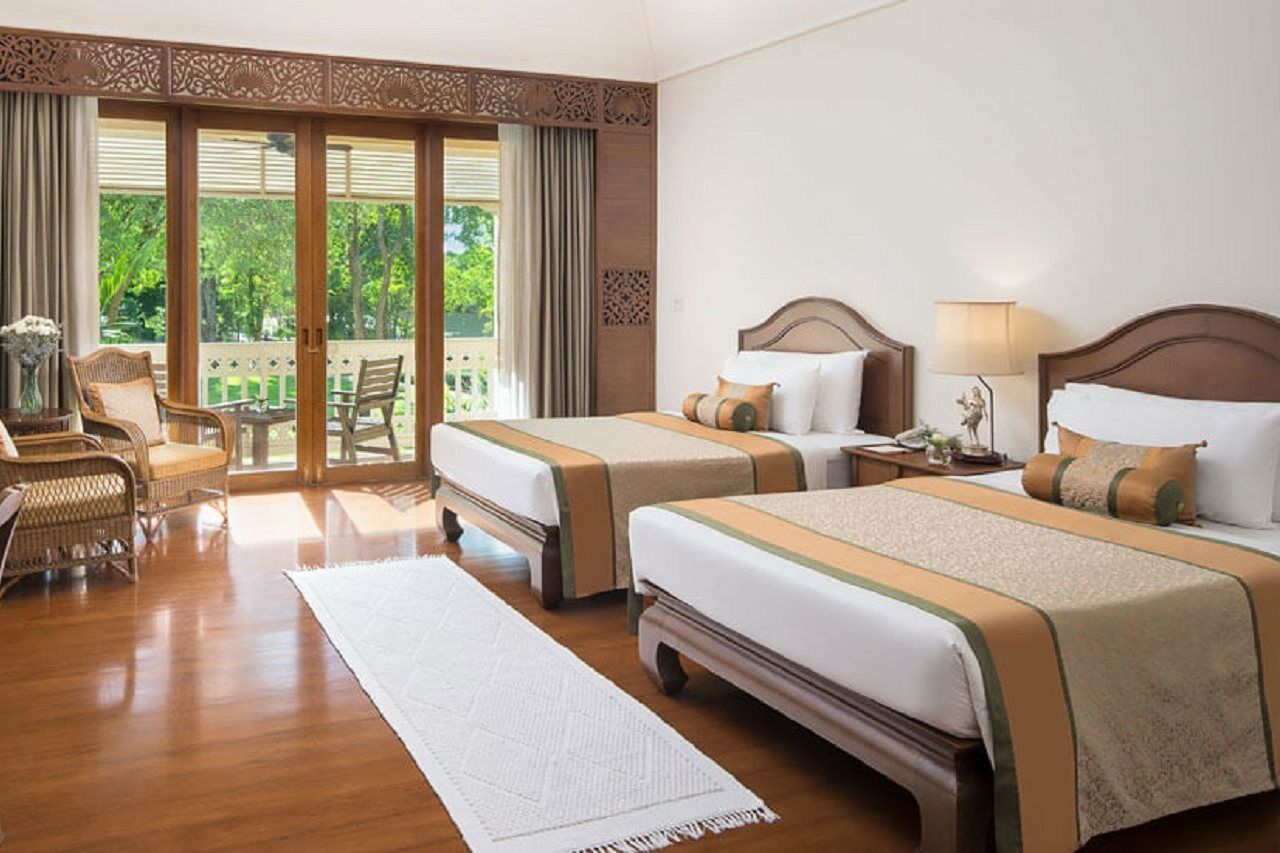 Resort Dheva Mantra