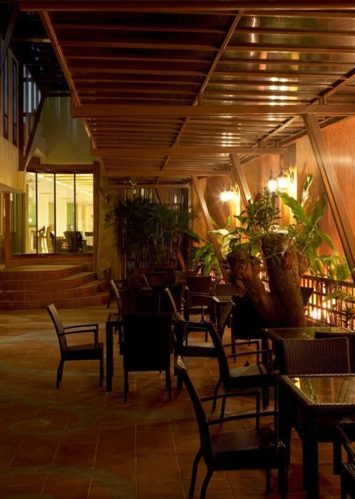 Much-che Manta Boutique 3*
