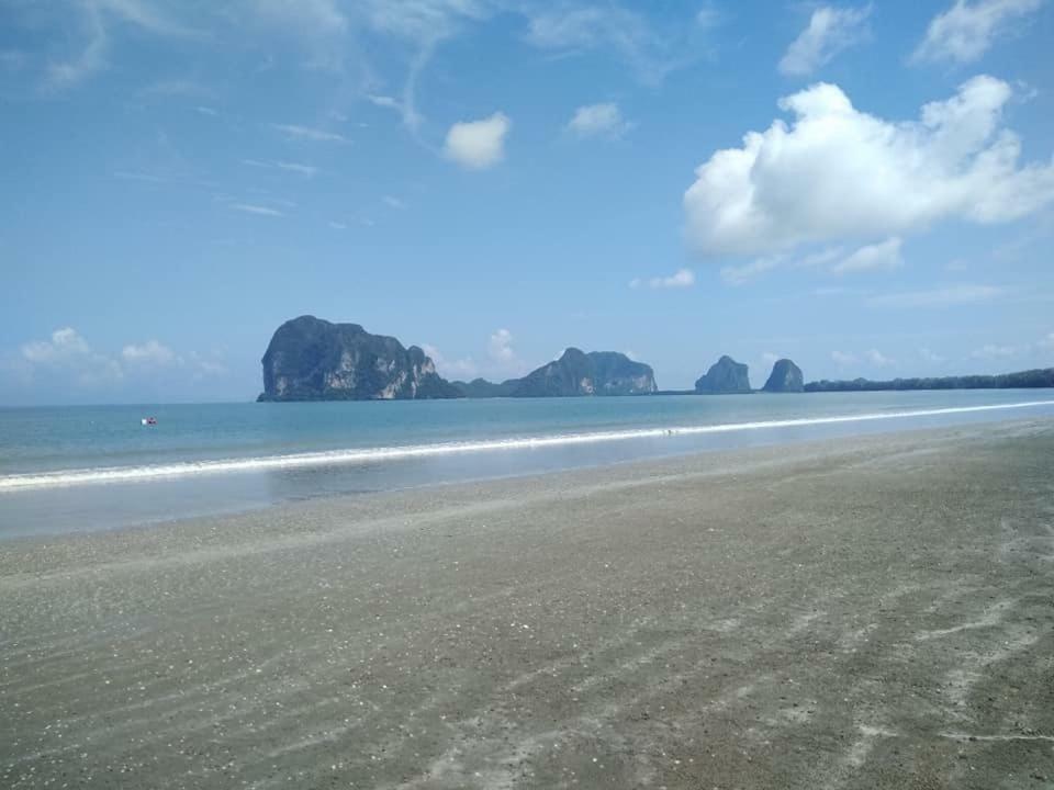 Fisherman's Hut , ขนำชาวเลโฮมสเตย์ 2* Pak Meng
