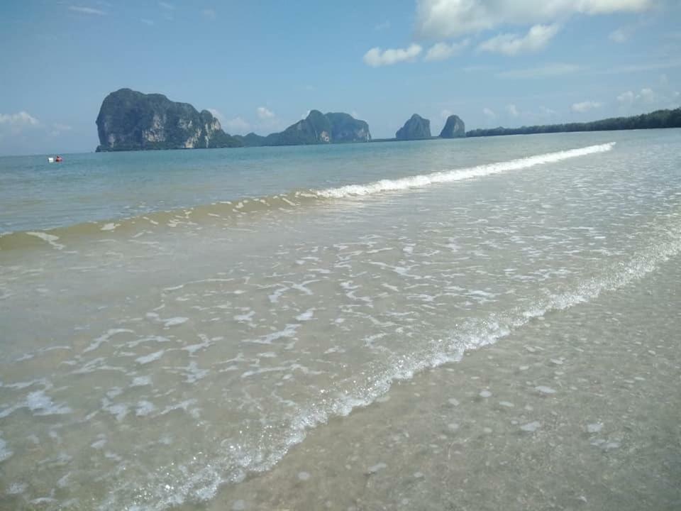 Guest house Fisherman's Hut , ขนำชาวเลโฮมสเตย์ Pak Meng
