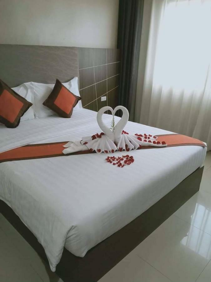 Hotel Ease Jomtien Beach