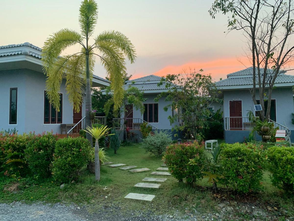 Chalet Pran Kiang Lay *