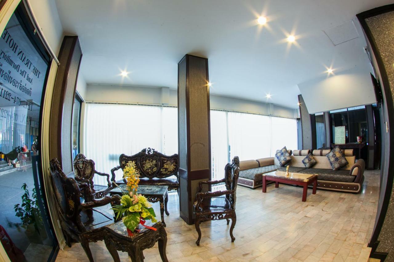 Hotel The Train Hatyai
